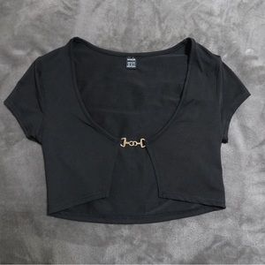 BLACK T-SHIRT GOING OUT TOP